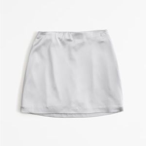 NWT Abercrombie & Fitch Scarlett Satin Sculpt Mini Skort